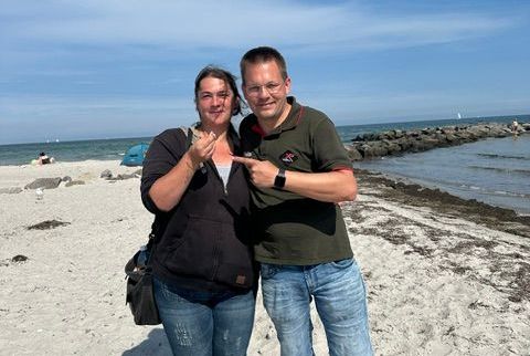 Ring in Brasilien am Strand verloren