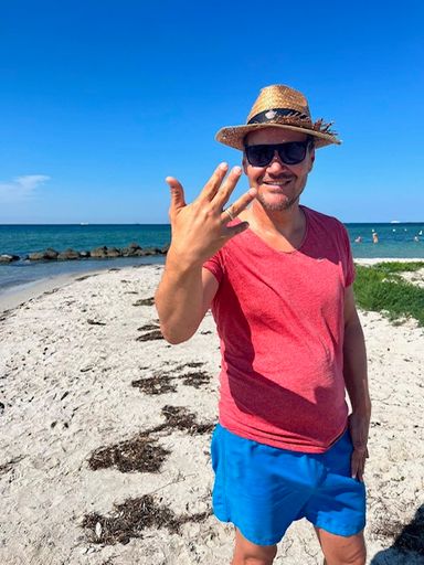 Ring in Dänemark am Strand verloren