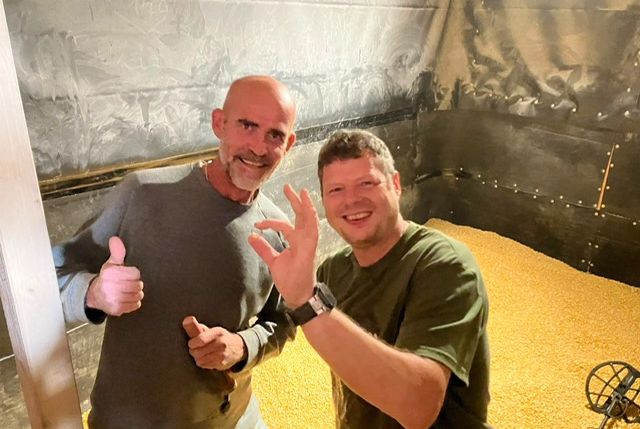 Metalldetektor-Team konnte helfen den Ring zu finden