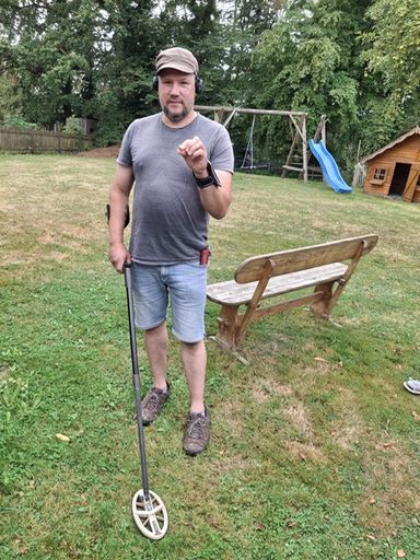 Ring im Garten verloren