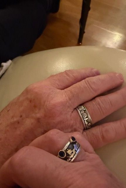 Ring im Schnee gefunden