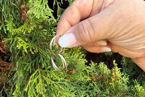 Ring in Brasilien am Strand verloren
