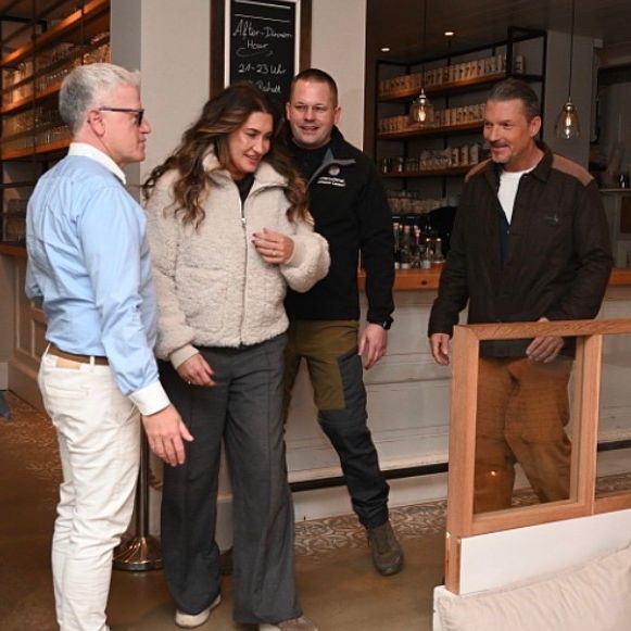 Familie Krüger, Felix Johannsen im The Cozy 