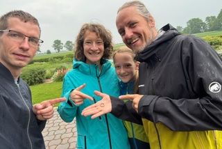 Ring im Fluss verloren